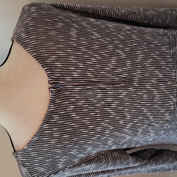 W5 Sweater - Picture 6 of 8